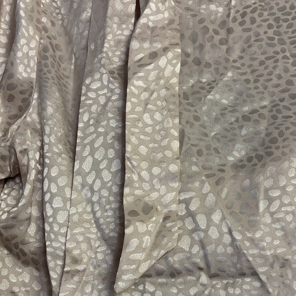 SHEIN Shimmering Cream Cowl Neck Blouse Size L with matching belt - Picture 7 of 7